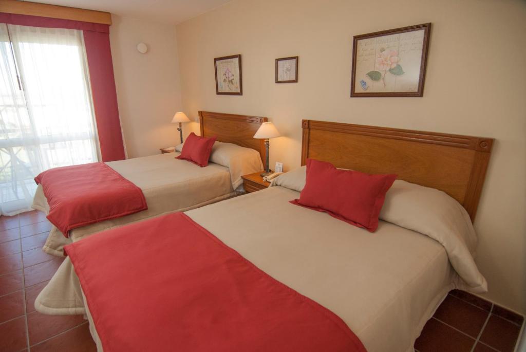 Los Naranjos Resort & Spa Termal Termas del Daymán Стая снимка
